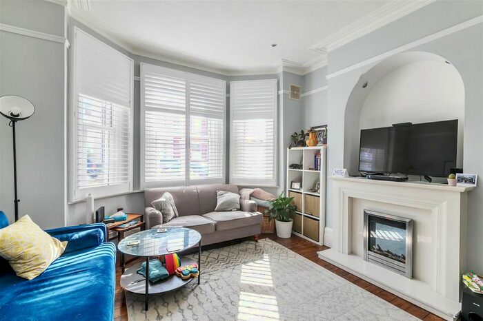 3 Bedroom Property To Rent In Tottenhall Road, London, N13