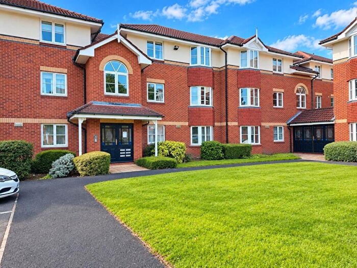 2 Bedroom Apartment For Sale In Ringstead Drive, Wilmslow, Cheshire, SK9