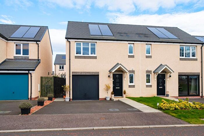 3 Bedroom Semi-Detached House For Sale In Bridge Lane, Guardbridge, KY16