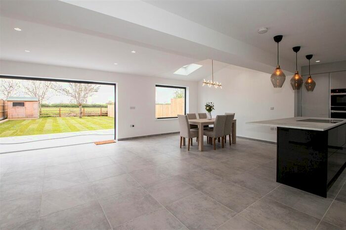 5 Bedroom Semi-Detached House To Rent In Mursley Road, Little Horwood, Milton Keynes, MK17