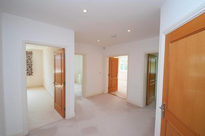 2 Bedroom Flat To Rent In Darley Road, Eastbourne, BN20