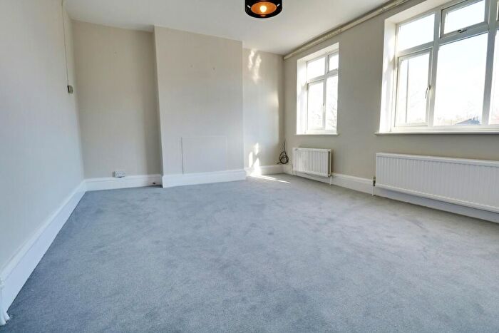 2 Bedroom Semi Detached House To Rent In Cleave Avenue, Orpington, Kent, BR6