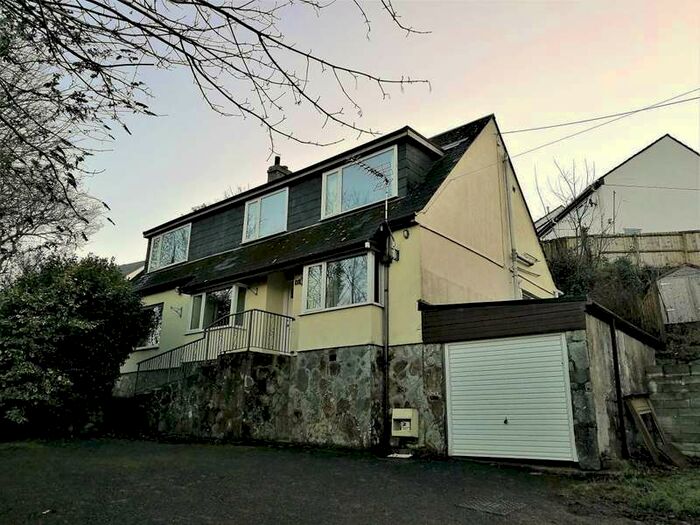1 Bedroom House To Rent In Highland Park, Penryn, Cornwall, TR10