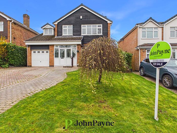 4 Bedroom Detached House For Sale In Howes Lane, Finham, Coventry, CV3