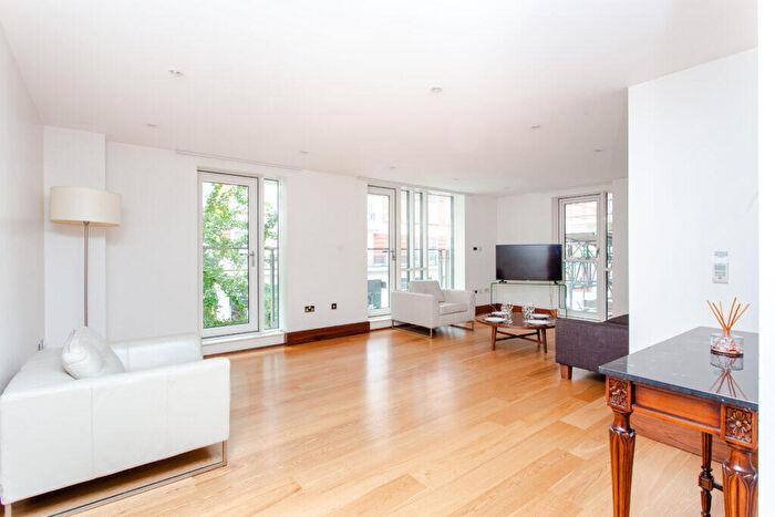 4 Bedroom Flat To Rent In Parkview Residence, Baker Street, NW1