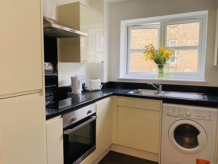 Apartment To Rent In Endsleigh Park, Beverley Road, Kingston Upon Hull, City Of Kingston Upon Hull, HU6
