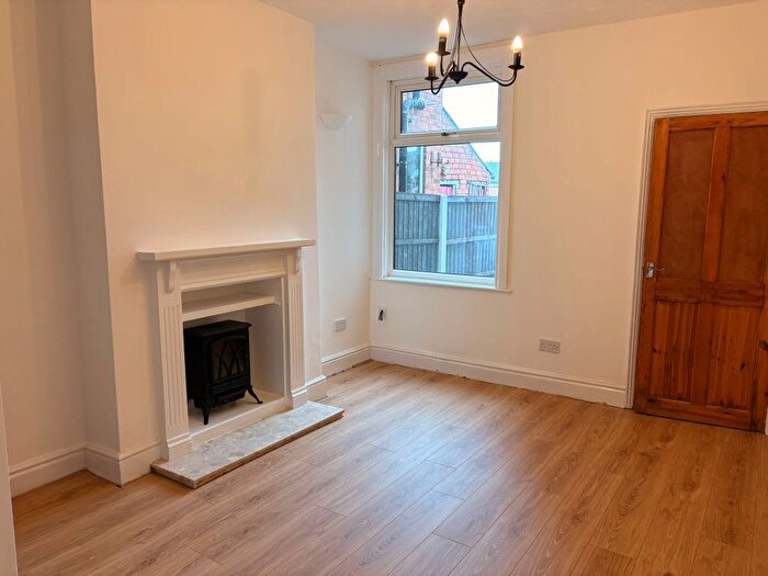 2 Bedroom Terraced House To Rent In Repton Road, Nottingham, NG6