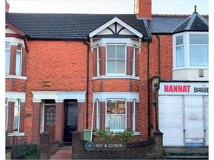 3 Bedroom Terraced House To Rent In Stratford Road, Wolverton, Milton Keynes, MK12