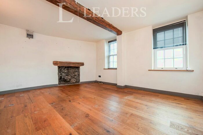 1 Bedroom Flat To Rent In Lechlade Road, Faringdon SN7