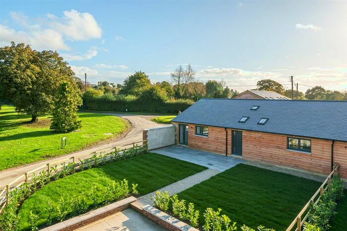 3 Bedroom Barn Conversion For Sale In Knowle Green Farm, Knowle St Giles, Somerset, TA20