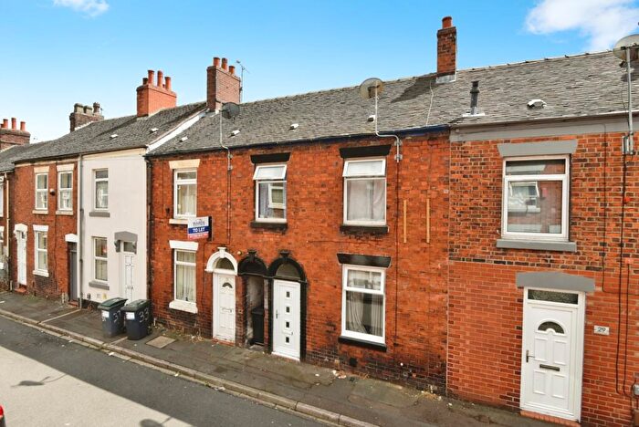 4 Bedroom Terraced House For Sale In Henry Street, Stoke-On-Trent, Staffordshire, ST6