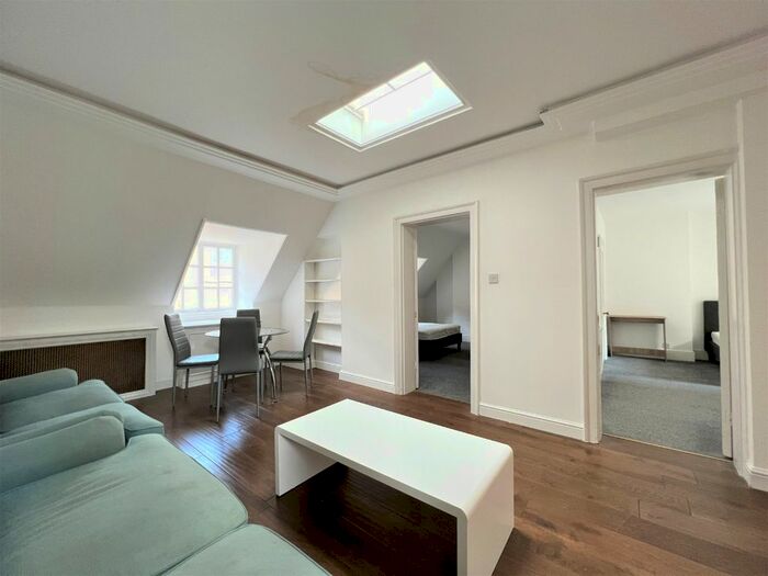3 Bedroom Flat To Rent In Mount Street, Mayfair, London, W1K