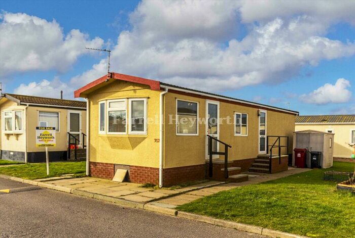 2 Bedroom House For Sale In West Shore Park, Walney, Barrow In Furness, LA14
