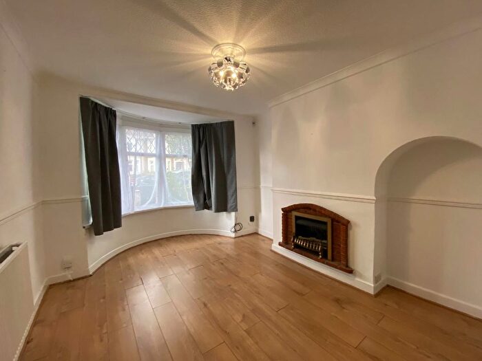 3 Bedroom Terraced House To Rent In Farren Road, Coventry, CV2