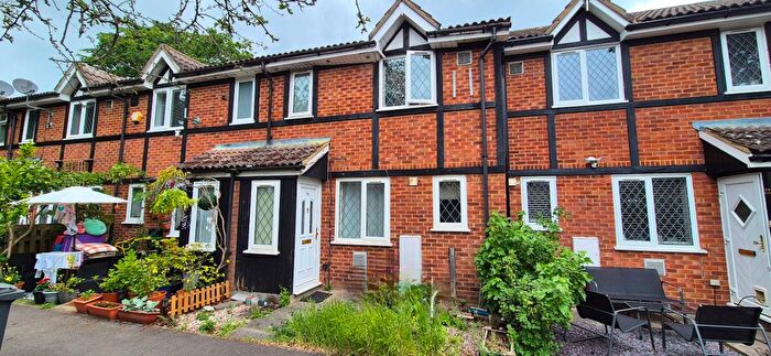 1 Bedroom Terraced House To Rent In Hawthorn Close, Hounslow, TW5