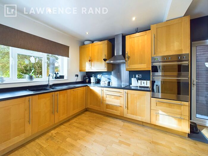 3 Bedroom End Of Terrace House For Sale In Exmouth Road, Ruislip, Middlesex, HA4
