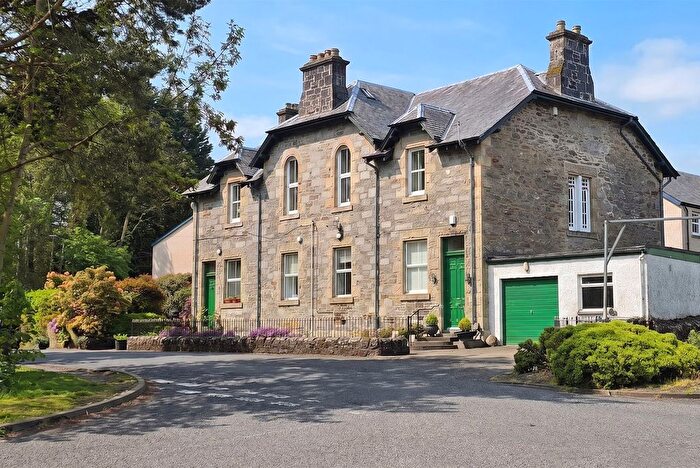 3 Bedroom Flat For Sale In Lyon Road, Killin, FK21