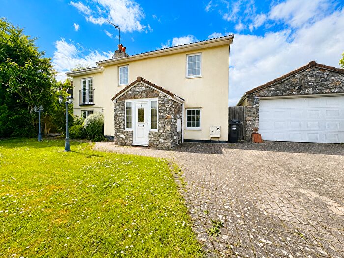 3 Bedroom Cottage For Sale In Chescombe Road, Bristol, BS49