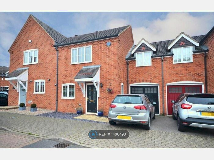 3 Bedroom Terraced House To Rent In Faraday Drive, Shenley Lodge, Milton Keynes, MK5