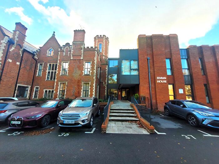 1 Bedroom Apartment To Rent In Nixey Close, Slough, SL1