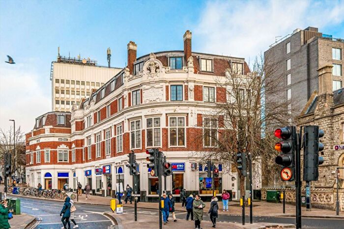 1 Bedroom Flat To Rent In The Broadway, Ealing, W5