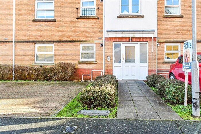 1 Bedroom Flat For Sale In Amherst Place, Ryde, Isle Of Wight, PO33