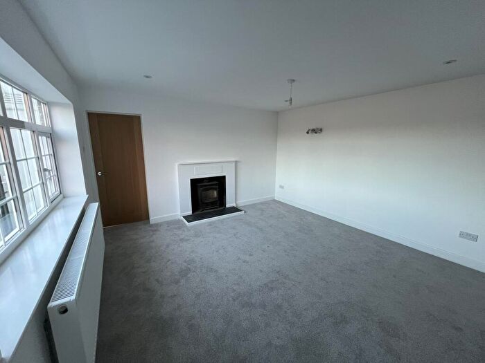 4 Bedroom Detached House For Sale In Common Lane, Polesworth, B78