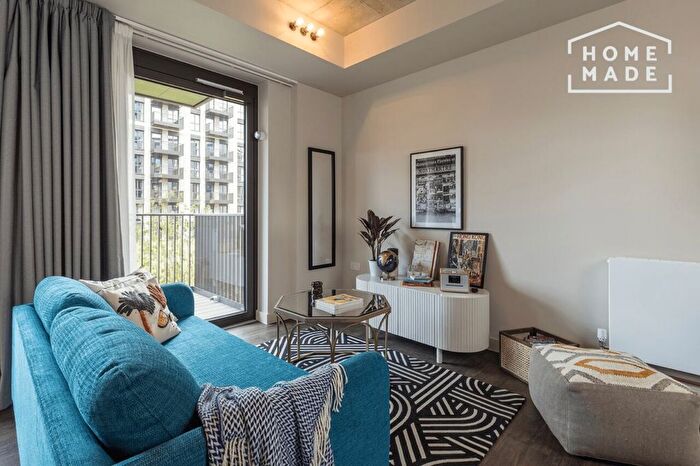 Studio To Rent In The Robinson, Wembley, HA9