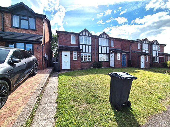 2 Bedroom Maisonette To Rent In Shelley Drive, Sutton Coldfield, B74