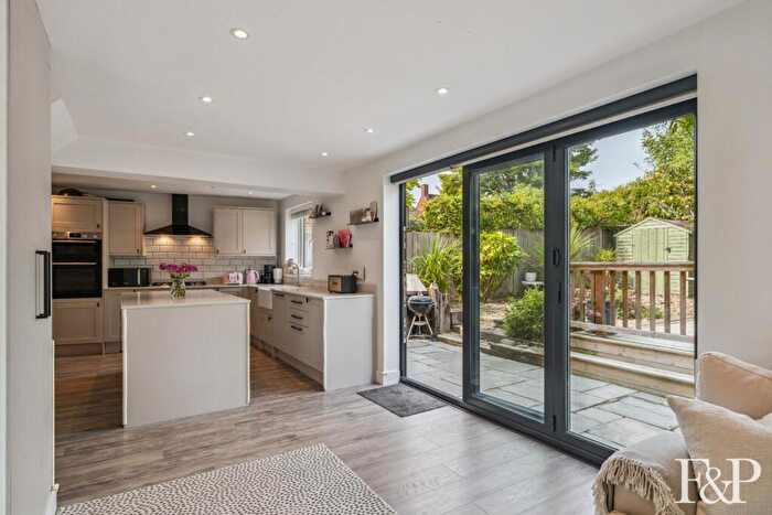 4 Bedroom Semi-Detached House For Sale In Church Walk, Burnham, SL1