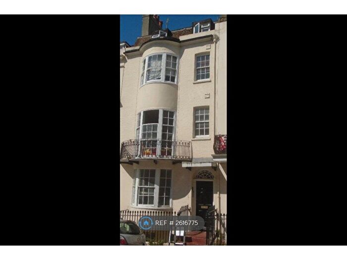 1 Bedroom Flat To Rent In Devonshire Place, Brighton, BN2