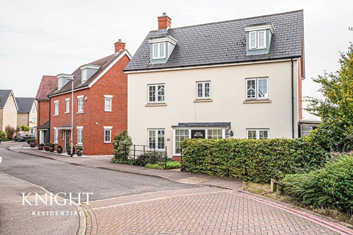 5 Bedroom Detached House For Sale In Axial Drive, Colchester, CO4