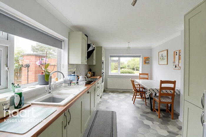 2 Bedroom Bungalow For Sale In Broadlands Close, King's Lynn, PE31