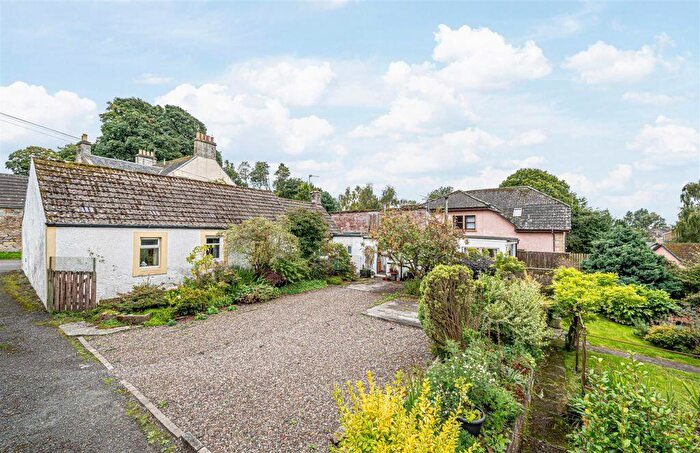 3 Bedroom Detached Bungalow For Sale In Bridge Street, Saline, KY12