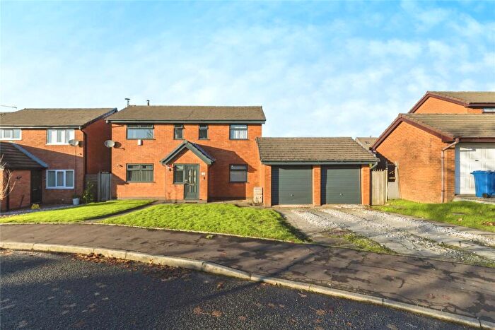 4 Bedroom Detached House For Sale In Meadowcroft, Lower Darwen, Darwen, Lancashire, BB3