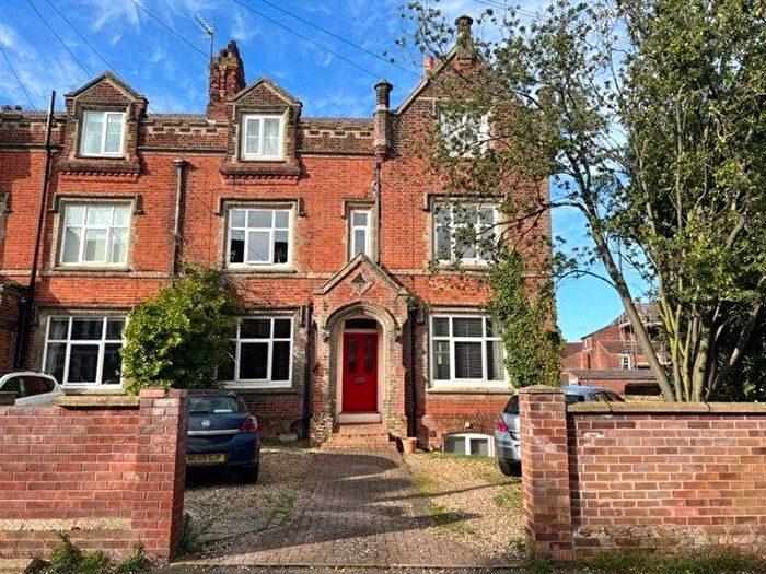 1 Bedroom Flat For Sale In Vicarage Road, Cromer, Norfolk, NR27