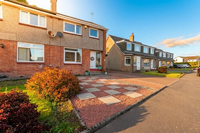 3 Bedroom Semi-Detached House For Sale In Wheatlandside, Lanark, ML11