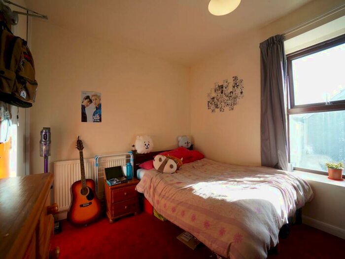 4 Bedroom House To Rent In Fron Square, Bangor, Gwynedd, LL57