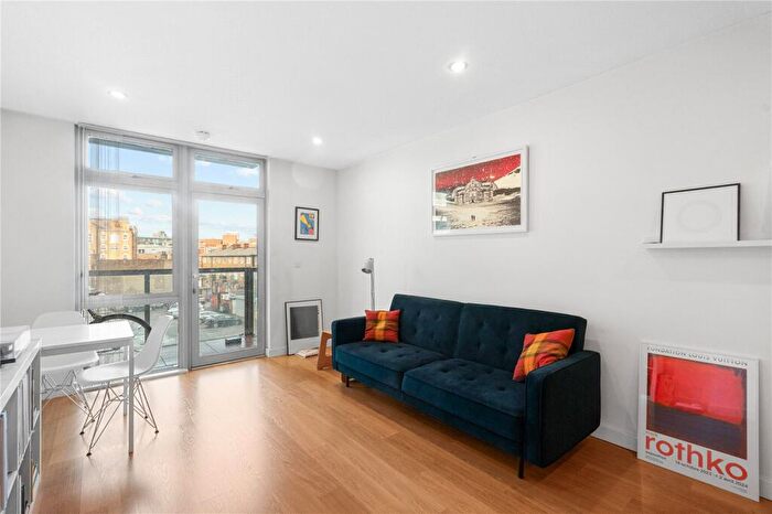 1 Bedroom Apartment For Sale In Salton Square, E14