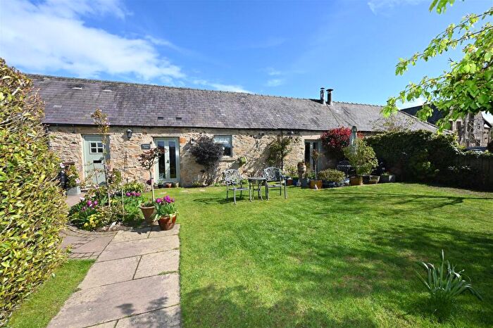 3 Bedroom Barn Conversion For Sale In Carlton Green Farm, Richmond, DL11