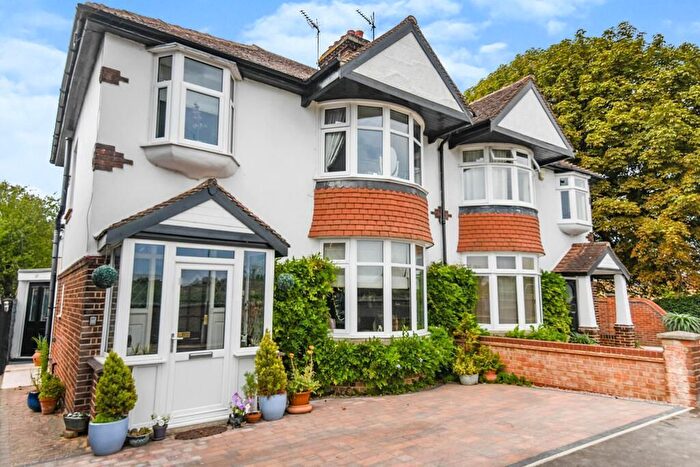 3 Bedroom Semi Detached House For Sale In North Brink, Wisbech, Cambs, PE13