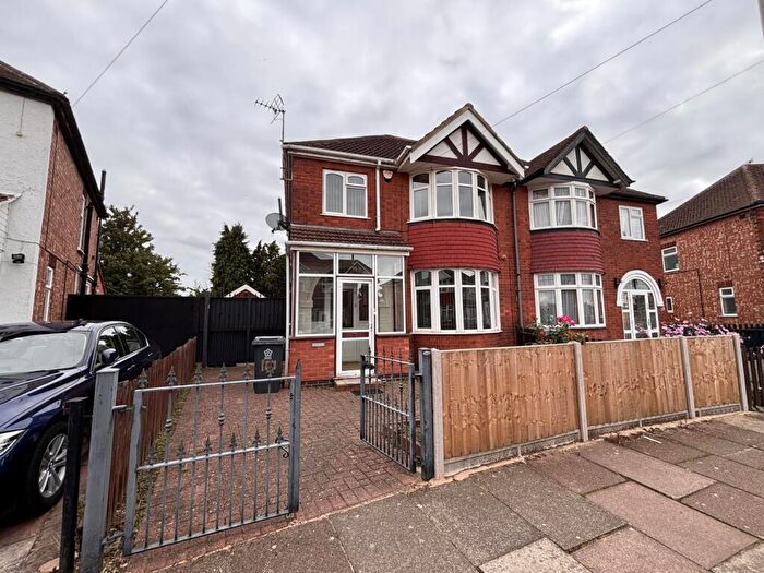 3 Bedroom Semi-Detached House To Rent In Wavertree Drive, Leicester, LE4
