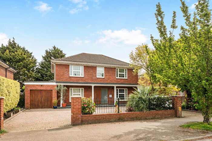 3 Bedroom Detached House For Sale In Beckenham Place Park, Beckenham, BR3
