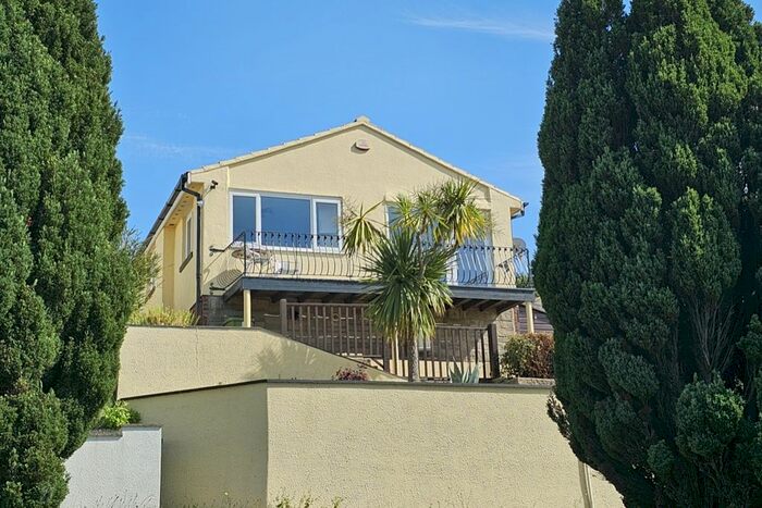 4 Bedroom Detached Bungalow To Rent In Pellew Way, Teignmouth, Devon, TQ14