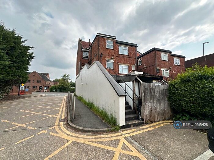 1 Bedroom Flat To Rent In Bridge Street, Pinner, HA5