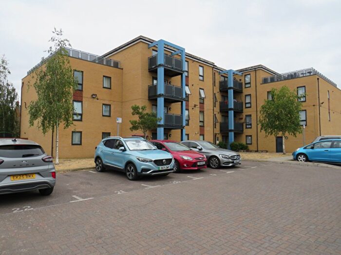 1 Bedroom Flat For Sale In Rainham Road South, Dagenham, RM10