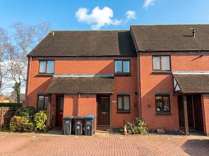 2 Bedroom Terraced House For Sale In New Street, Stratford-Upon-Avon, Warwickshire, CV37