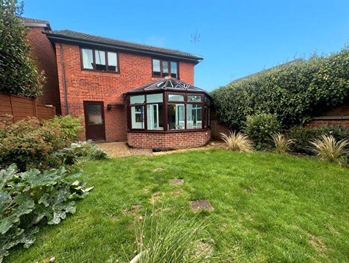 3 Bedroom House To Rent In Shutehay Drive, Cam, GL11