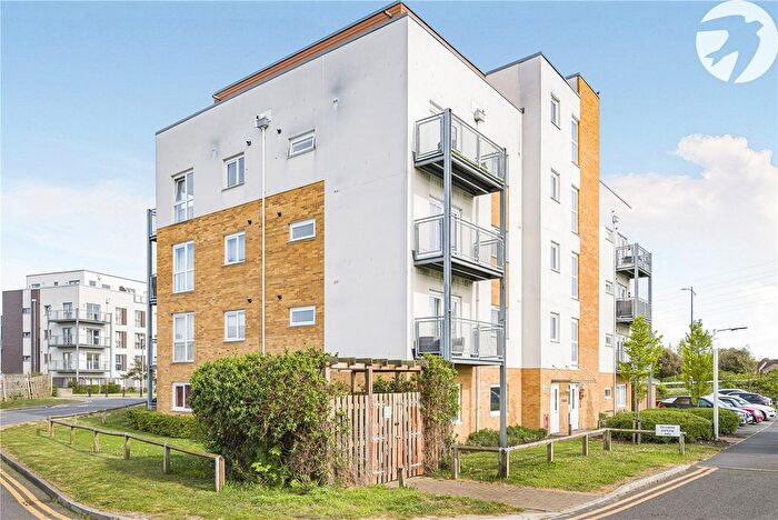 1 Bedroom Flat For Sale In Binnie Road, Dartford, Kent, DA1