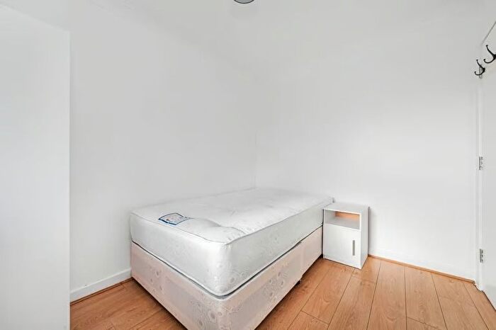 3 Bedroom Flat To Rent In London Road, Thornton Heath, CR7